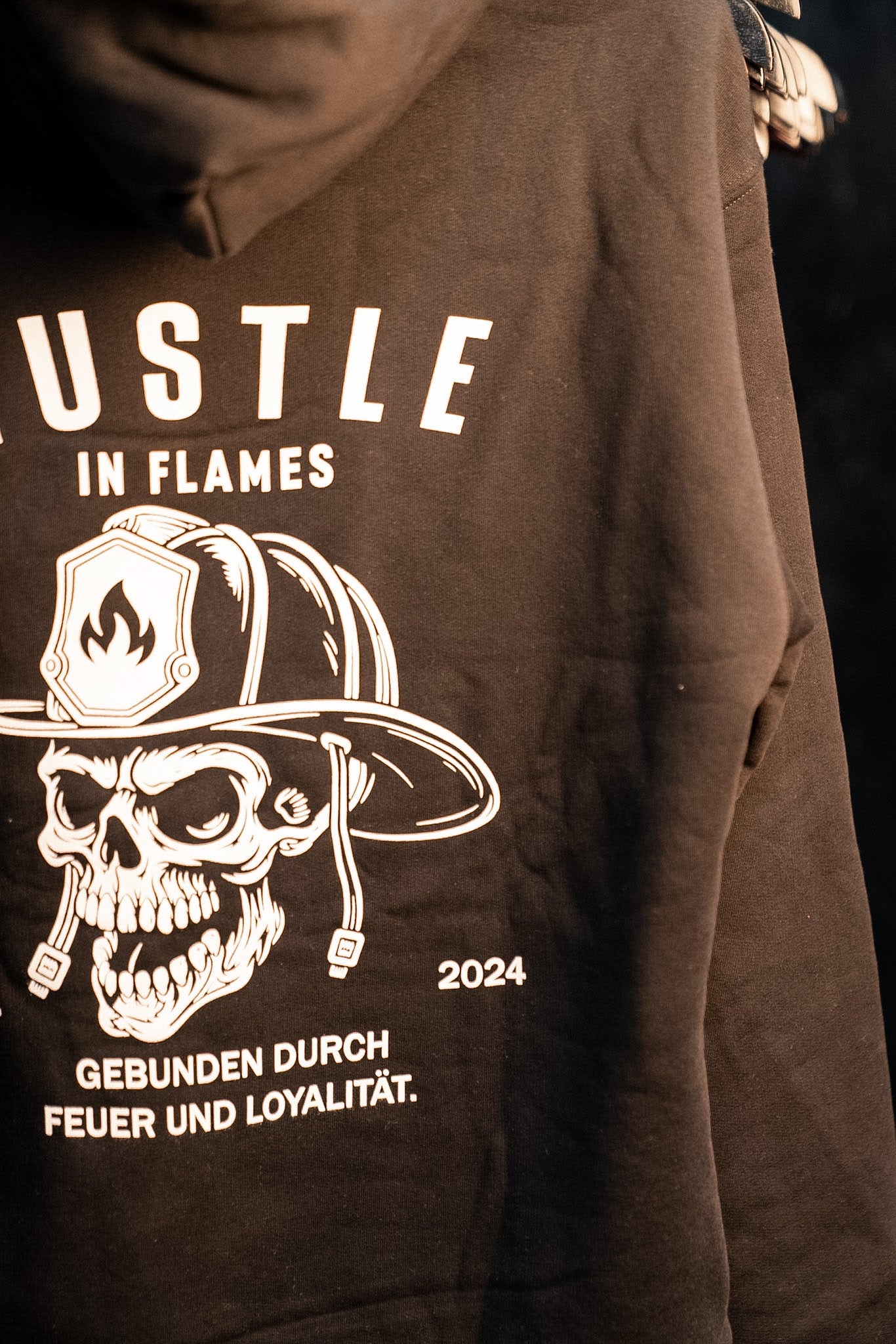 Relax Crew Hoodie Black