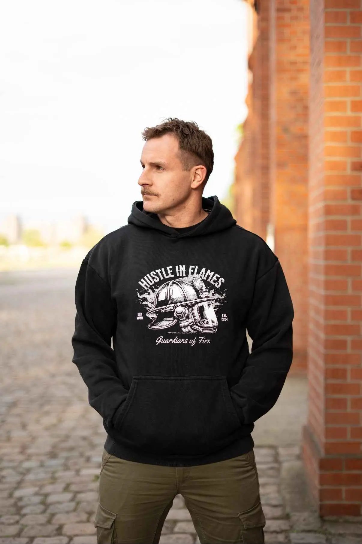 Hustle Helm Oversize Hoodie