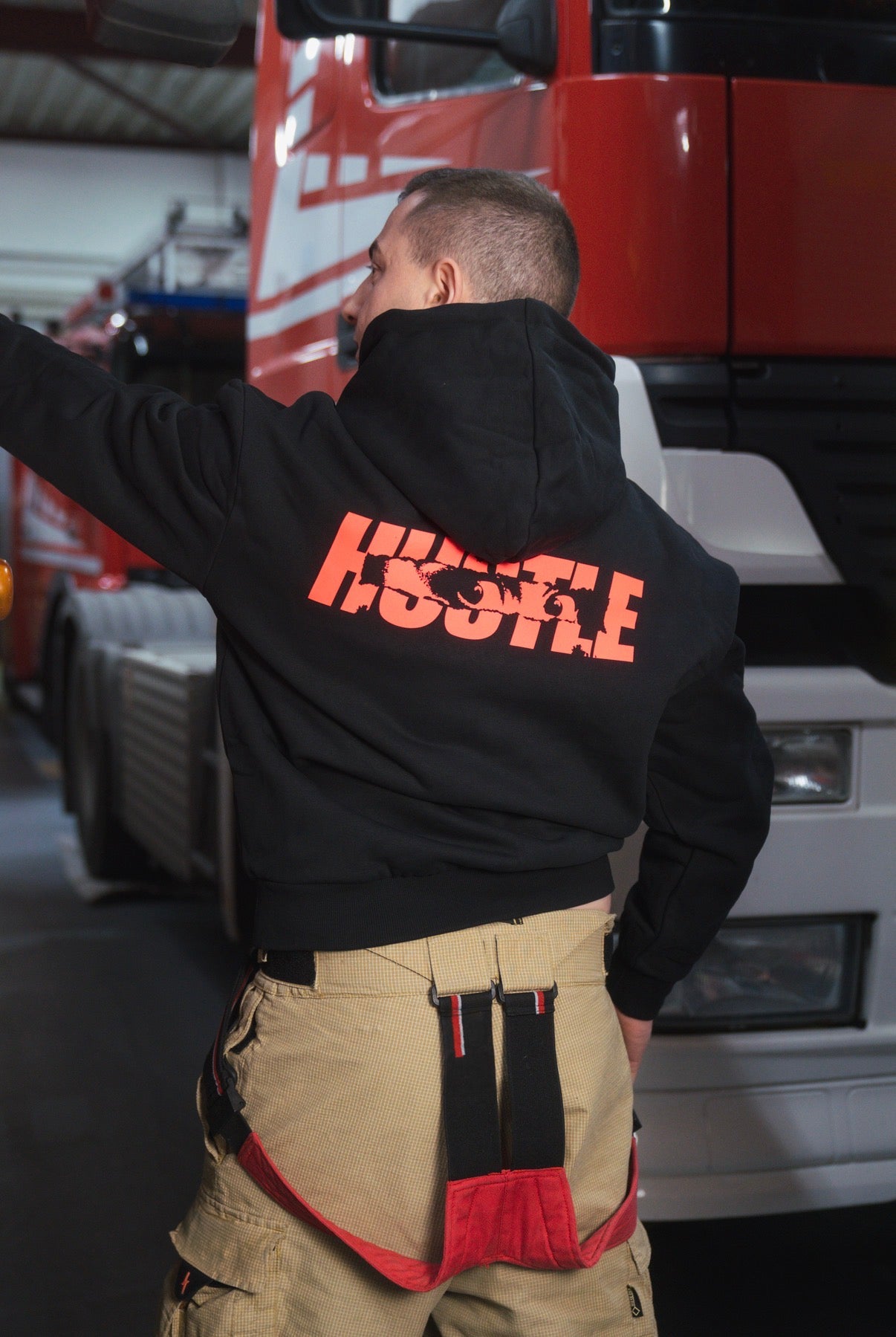 Auge Heavy Hoodie Schwarz